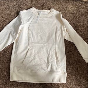 lululemon creme crew neck with pockets size 8